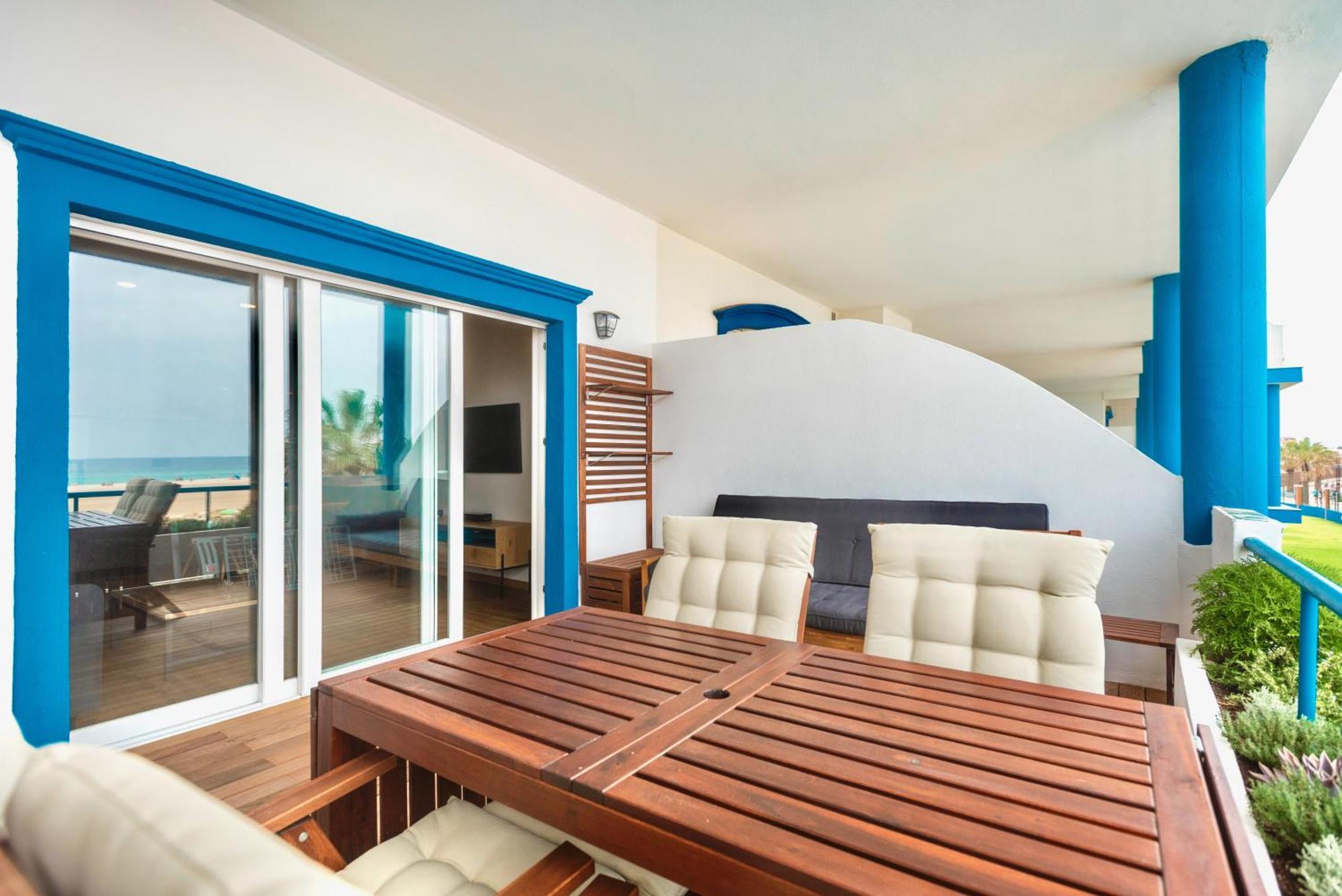 Lances Beach Penthouses Tarifa Bilik gambar